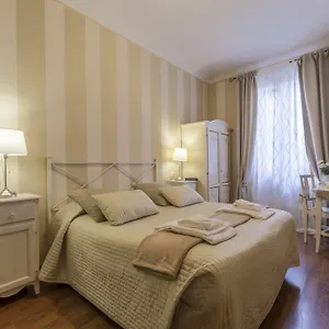 Pezzati 3*, Firenze Italia
